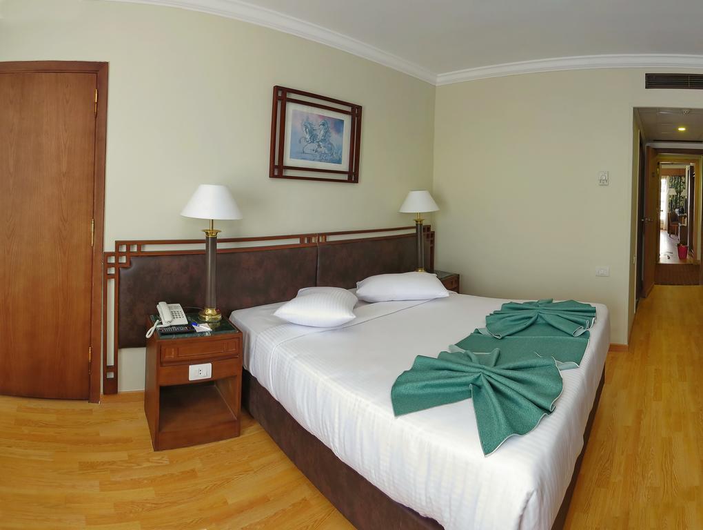 Resta Port Said Hotel Exterior foto
